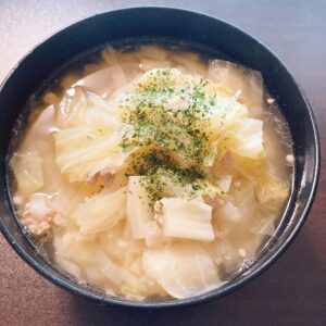 ひき肉とキャベツのスープかけご飯