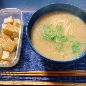 醤油とんこつラーメン