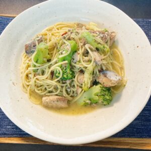 サバ缶とブロッコリーのペペロンチーノ