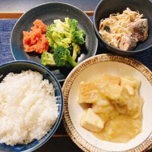 厚揚げと白菜の餡掛け、サバ缶切り干し大根、ブロッコリー、明太子