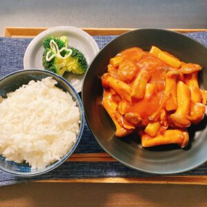 きのこと肉団子のケチャップ餡掛け