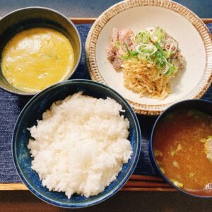 サバ缶切干大根定食