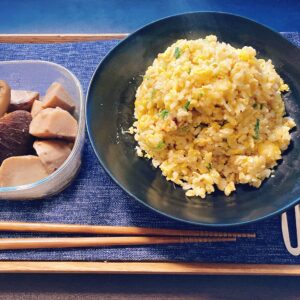 チャーハンと煮物
