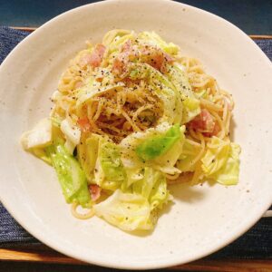 ベーコンとキャベツのアンチョビパスタ