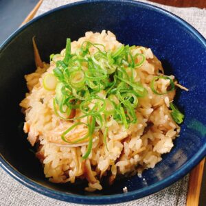 鮭とゴボウの炊き込みご飯