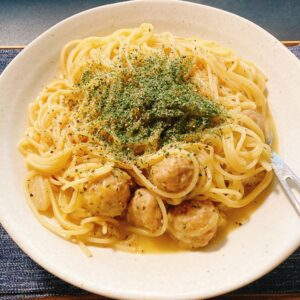 ミートボールコンソメチーズパスタ