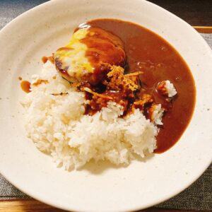 チーズハンバーグカレー