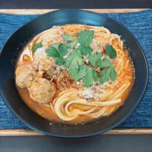 ミートボールとトマトスープのパスタ