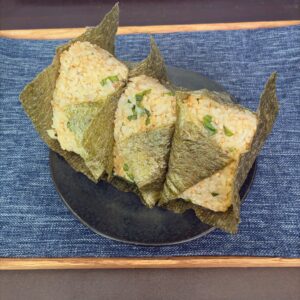 大葉とおかかのまぜごはんおにぎり
